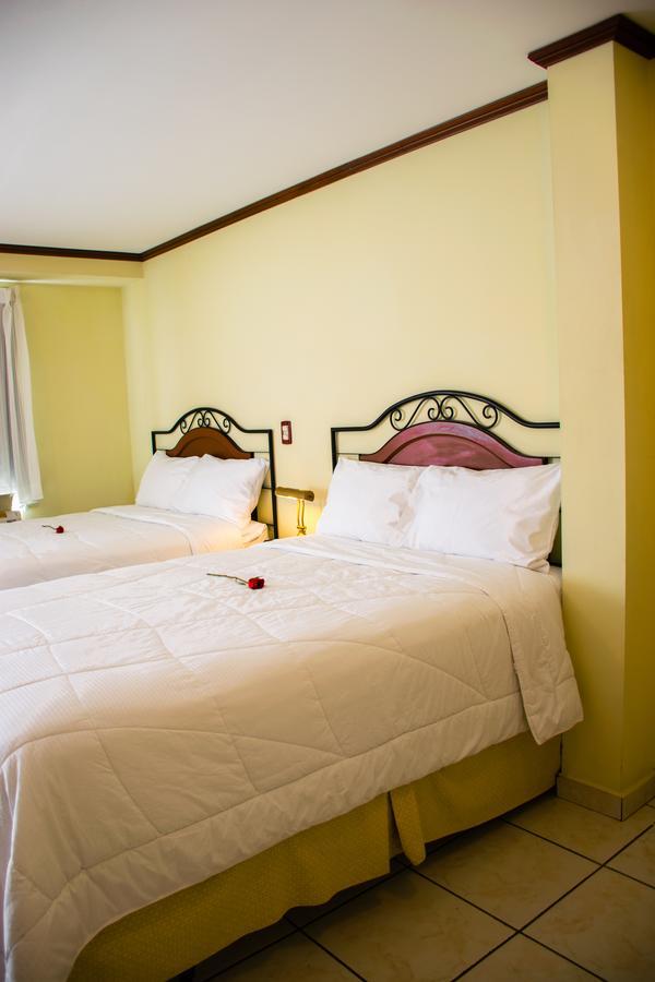 Hotel Gardenia Inn San Salvador Exterior photo
